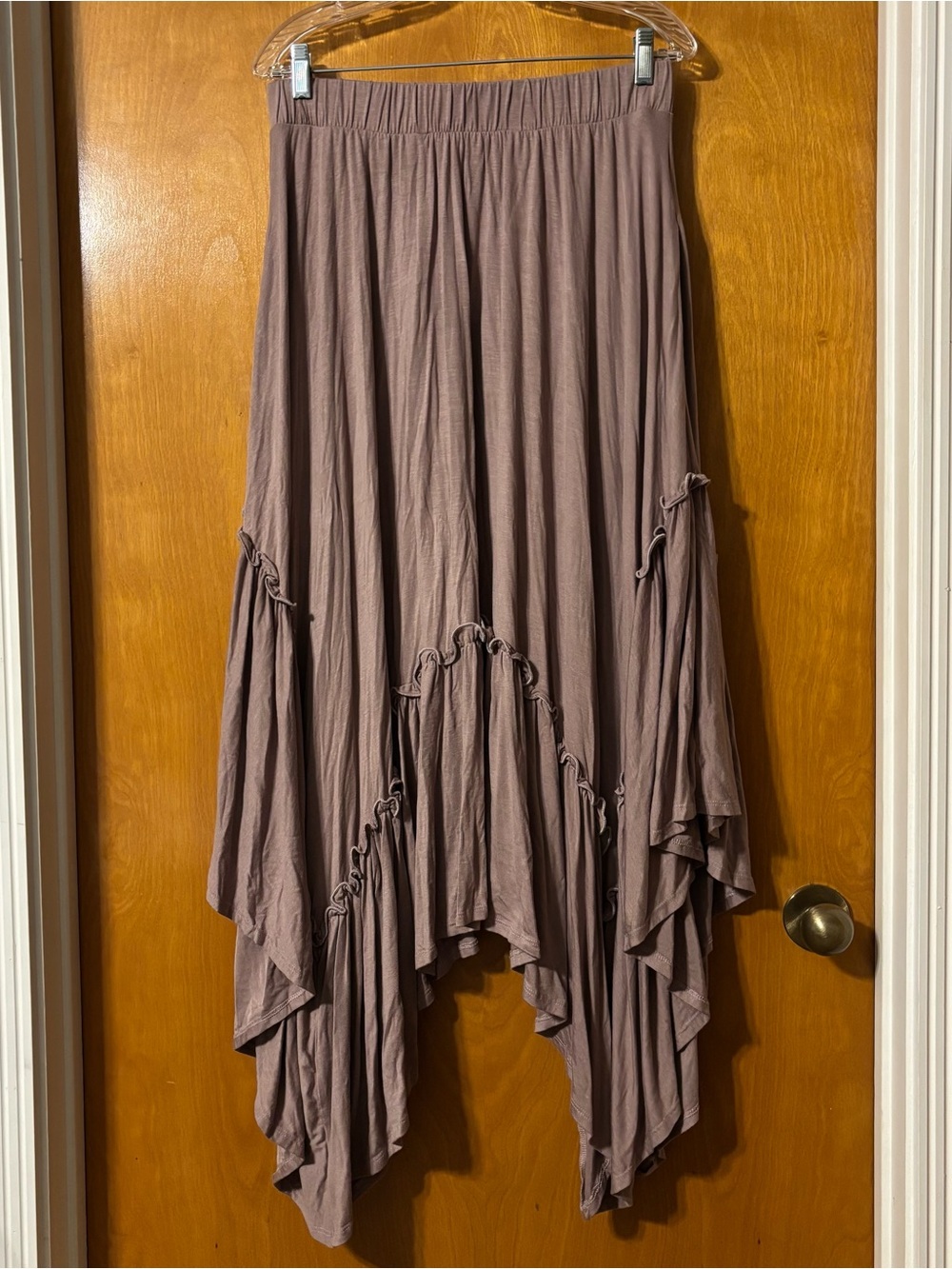 Three Bird Nest Asymmetrical Handkerchief Hem Skirt in Mauve